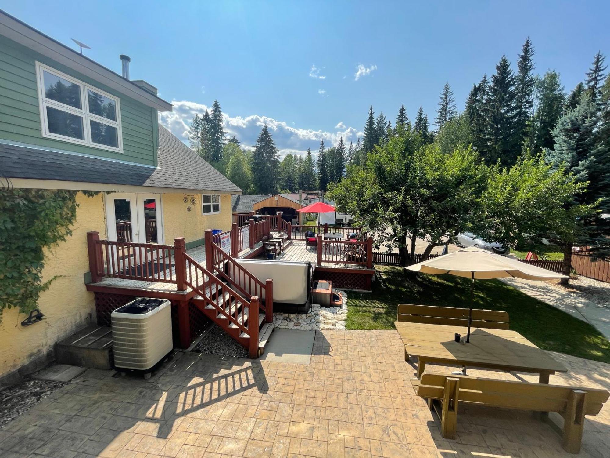 Blaeberry Valley Vacation Rentals Golden Exterior foto